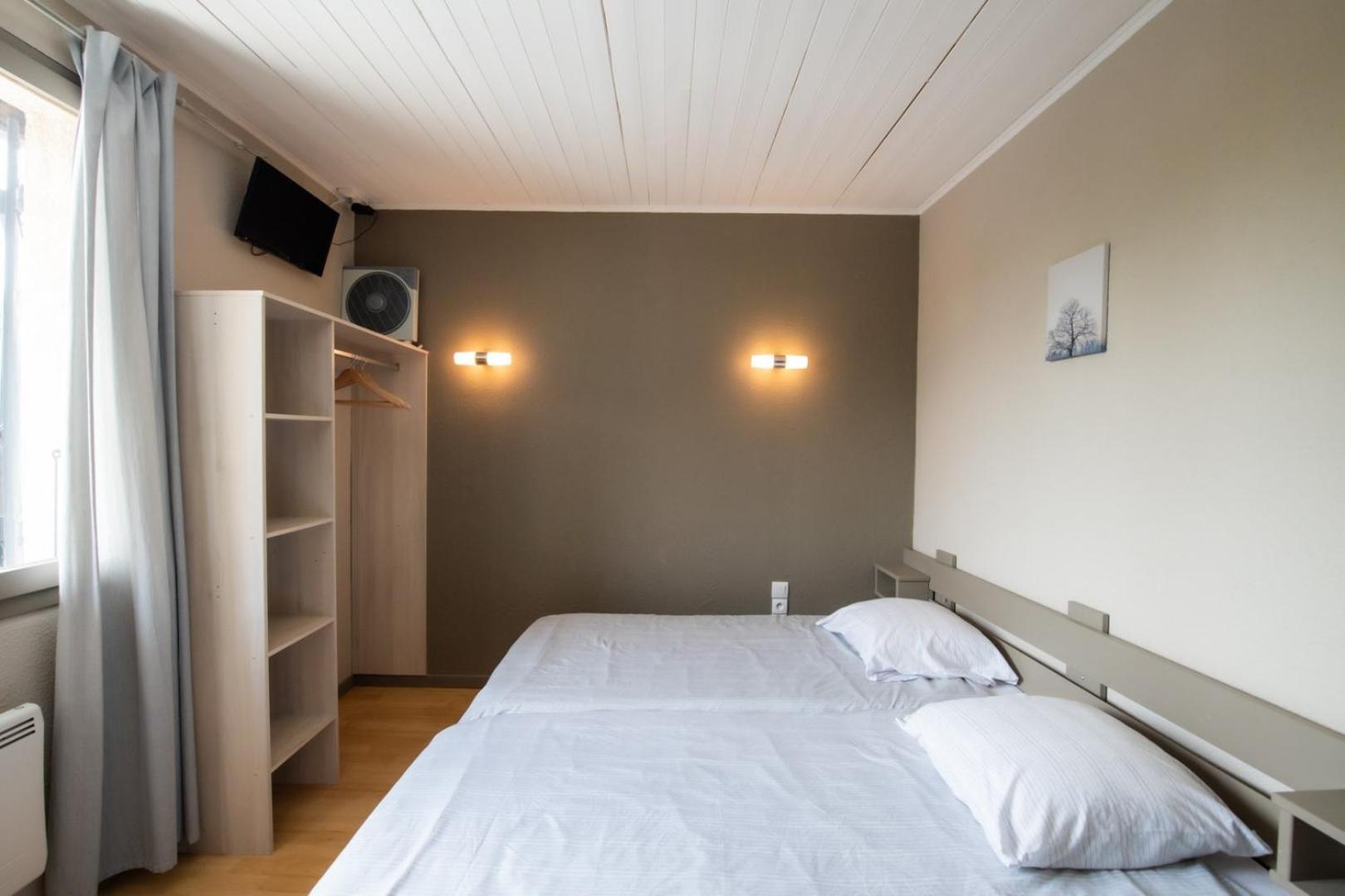 Chez Jostel - Chambre 4 Genay  Exterior photo